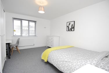 2 bed flat, Belgrave Lane, Mutley, Plymouth, PL47DA - Image 5